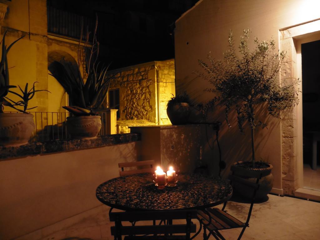 Palazzo Degli Olivi Διαμέρισμα Μόντικα Εξωτερικό φωτογραφία